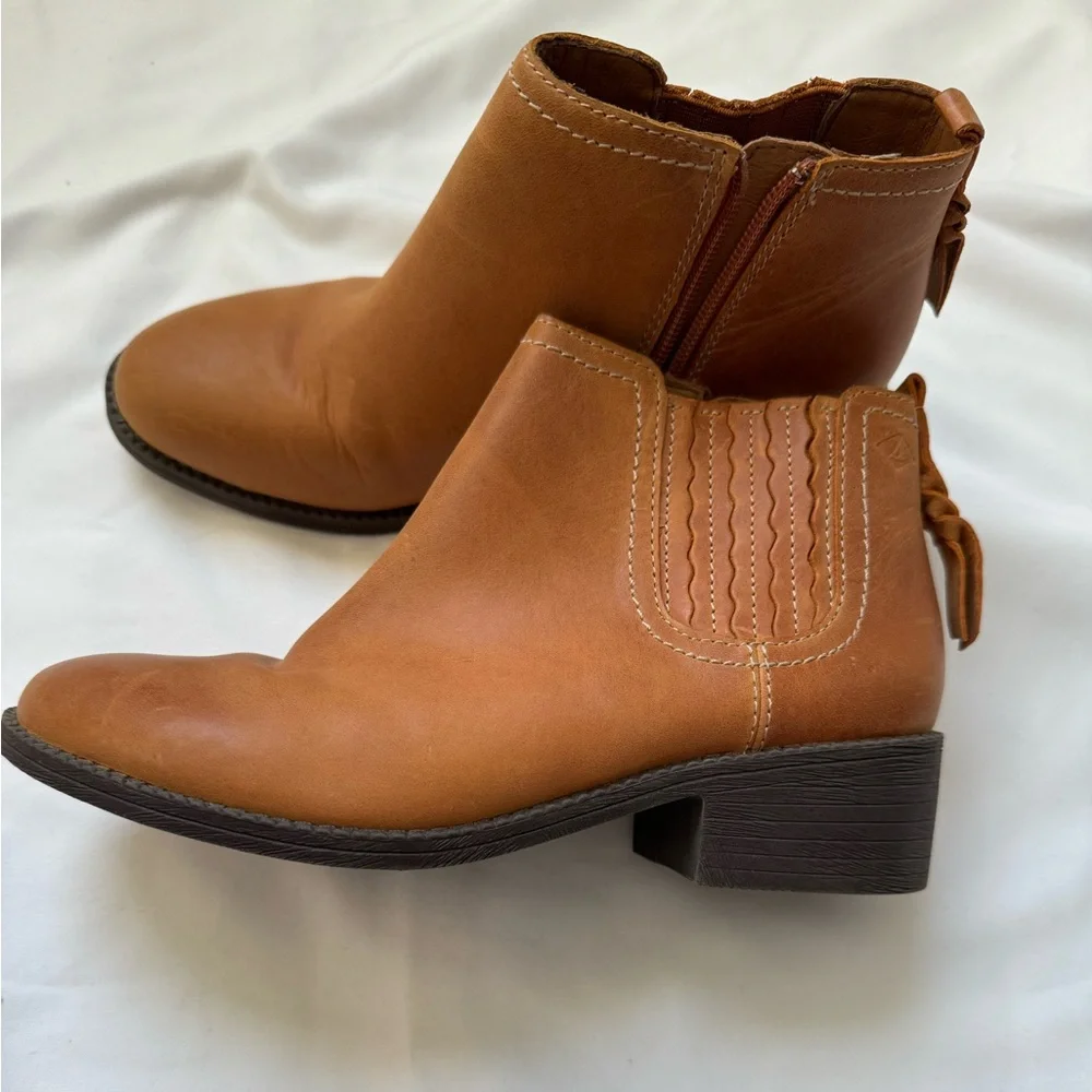 Sperry Ankle Booties - Picture 1 of 6